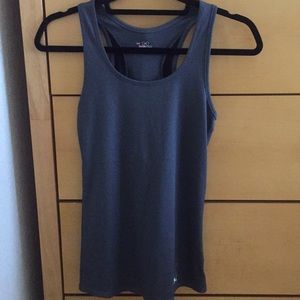 Under Armour Gray Tank size M